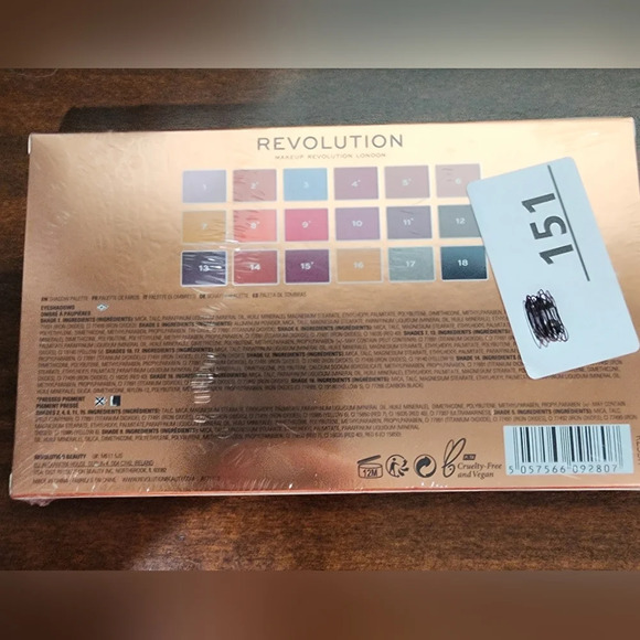 Revolution x Soph Extra Spice Eyeshadow Palette New in Box SEALED - Picture 3 of 3